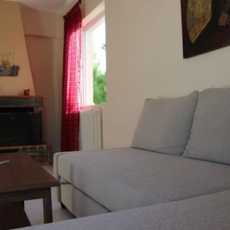 Anestis Apartment Akrata Zewnętrze zdjęcie