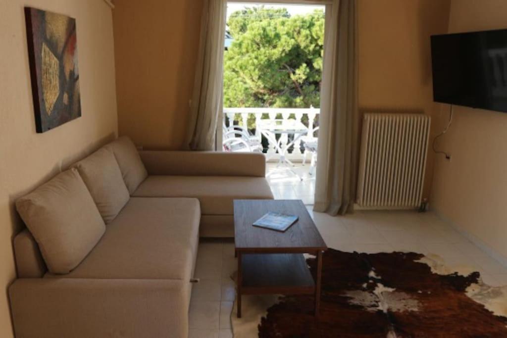 Anestis Apartment Akrata Zewnętrze zdjęcie