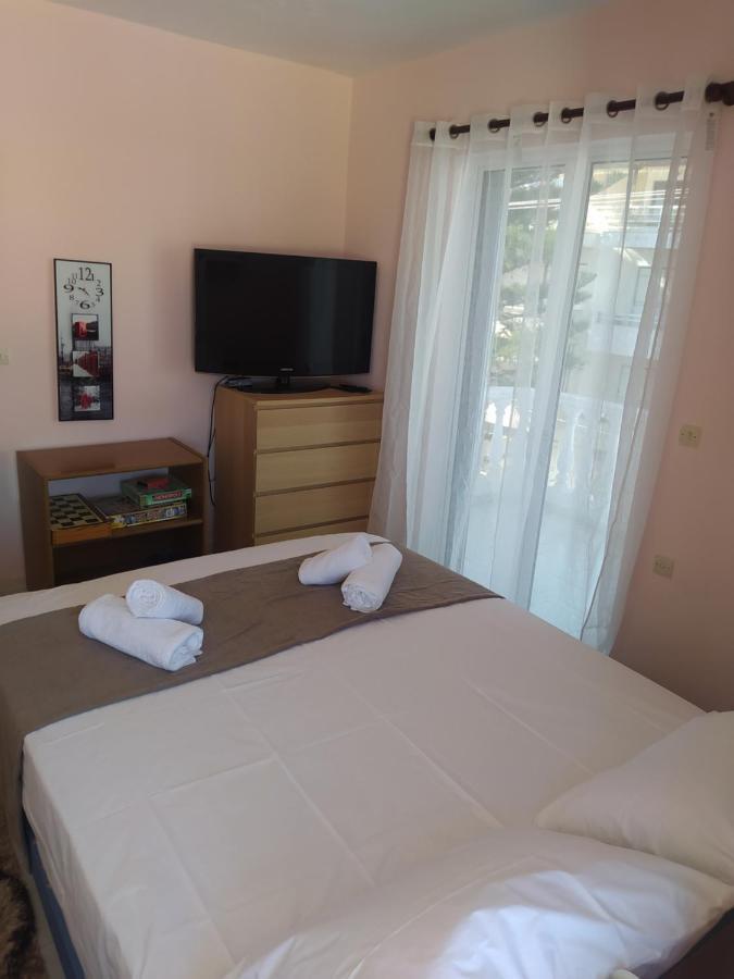 Anestis Apartment Akrata Zewnętrze zdjęcie